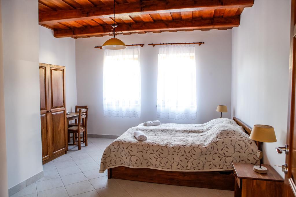 Katica Vendeghaz Hotel Tarcal Ruang foto